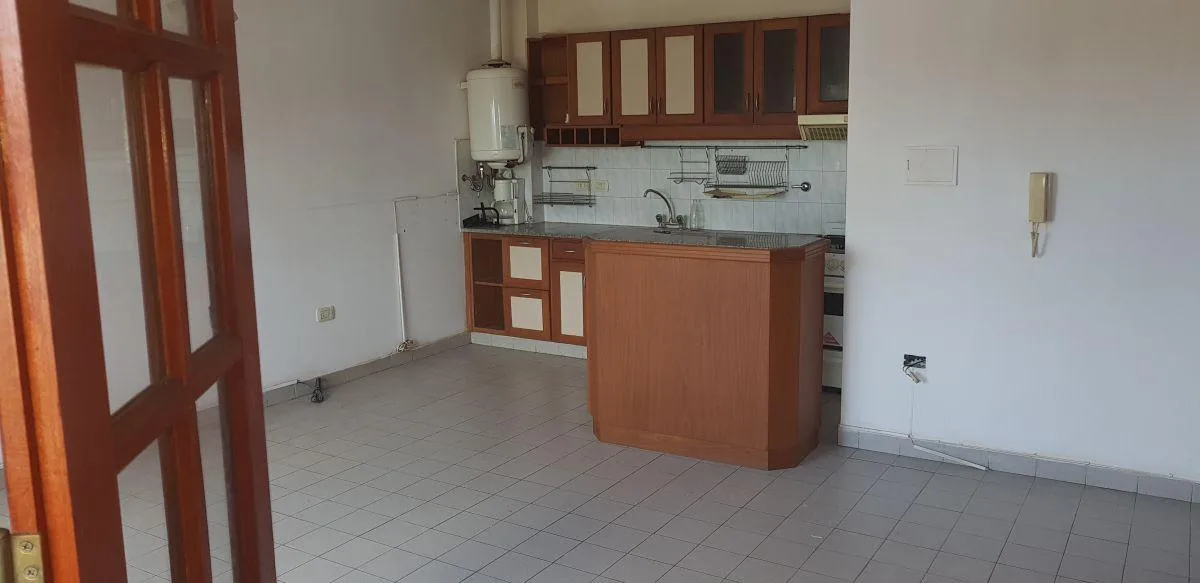 Alquiler Calle 139 y 64, 1 Dorm con Coch Descubierta