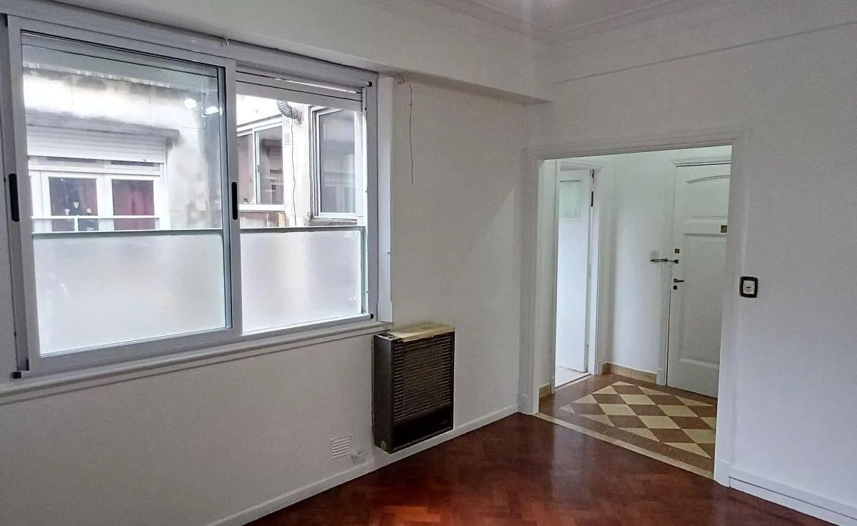 Departamento 2 Ambientes en Alquiler en Av Regimiento de Patricios Al 800 Barracas Caba