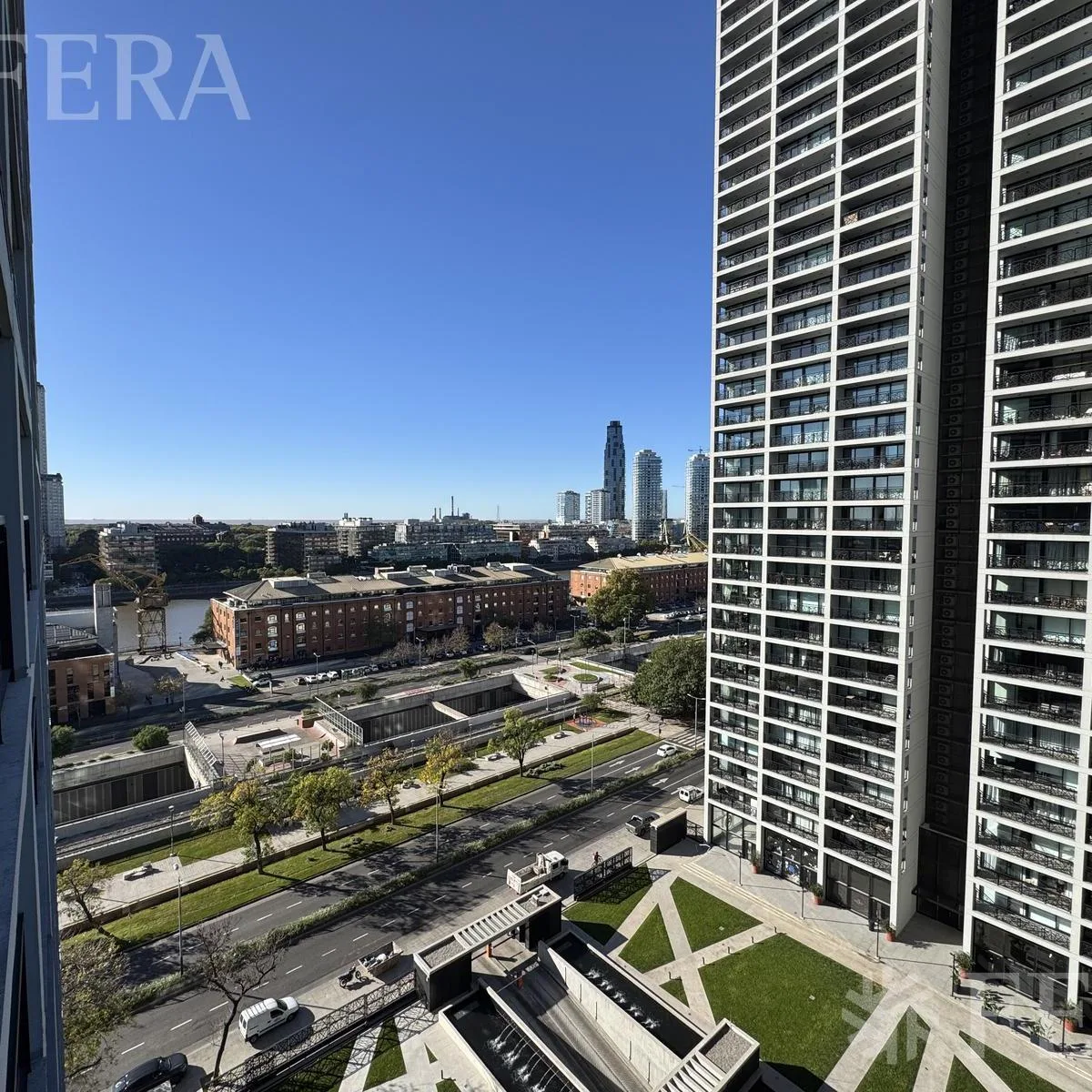 Alquiler Departamento 2 Ambientes con Cochera en Puerto Madero