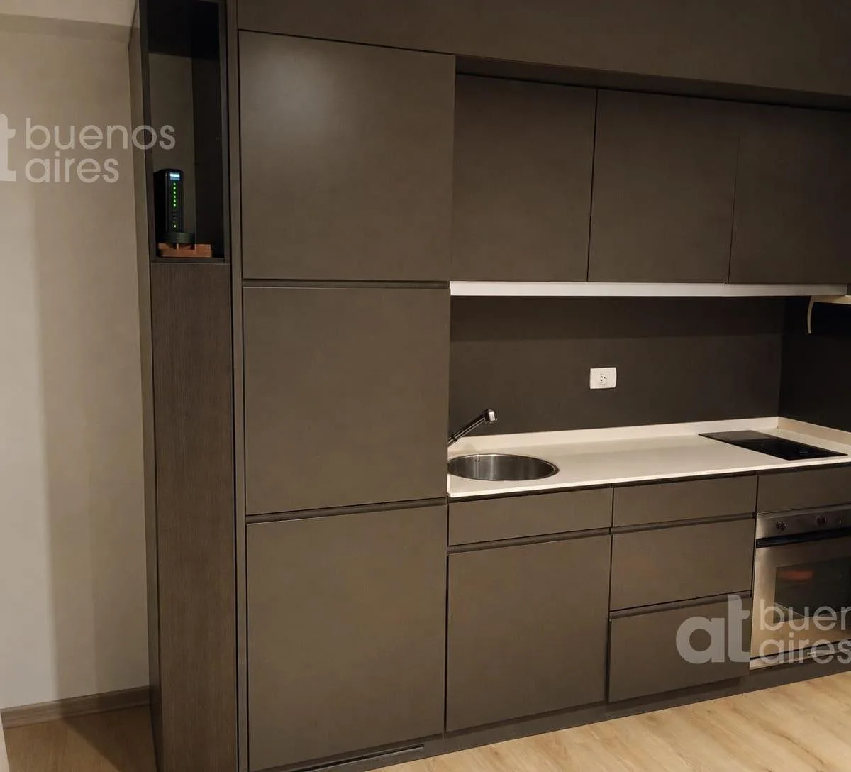 Varanda, mobiliado e amenities