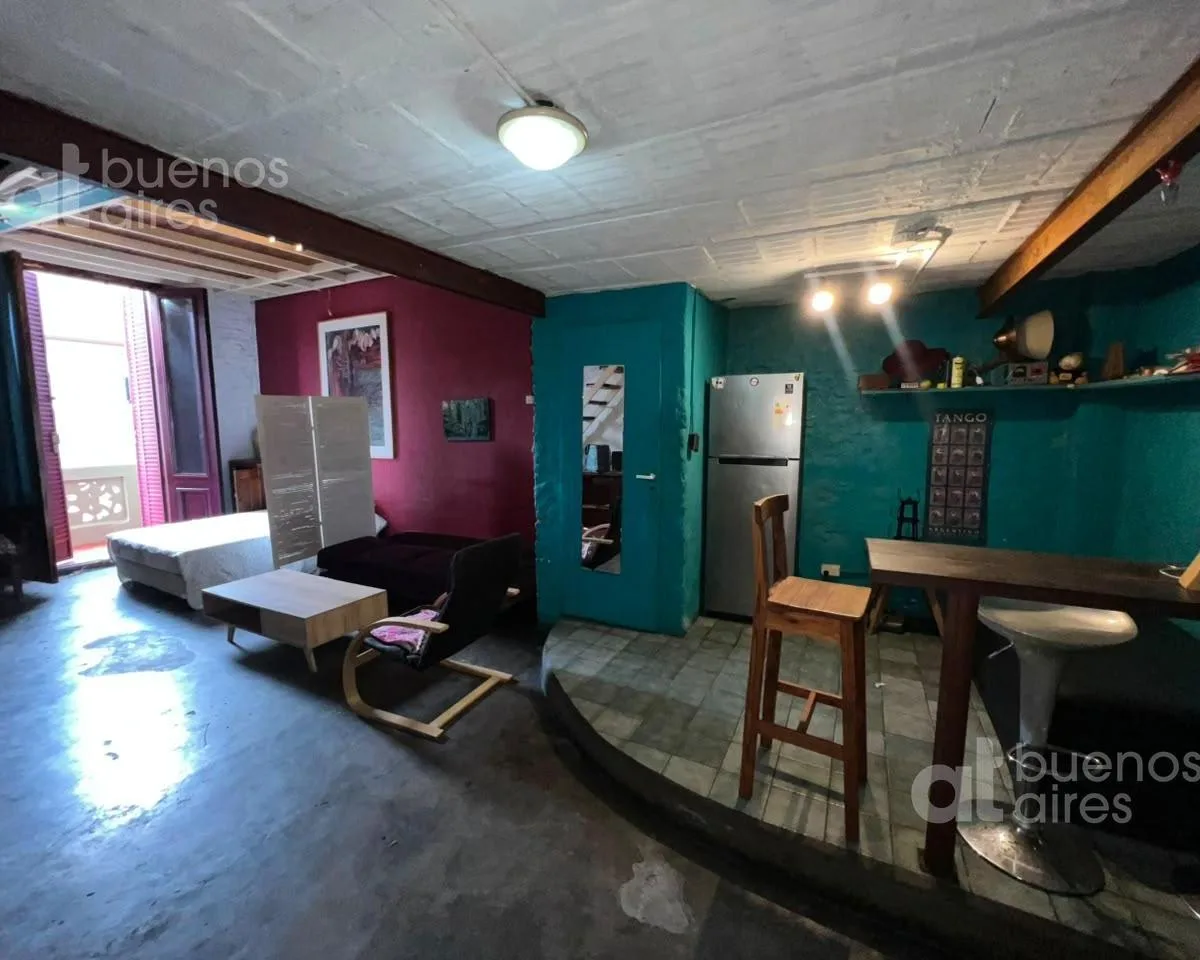 Departamento Tipo Loft 2 Ambientes con Balcón en Alquiler Temporario en San Telmo