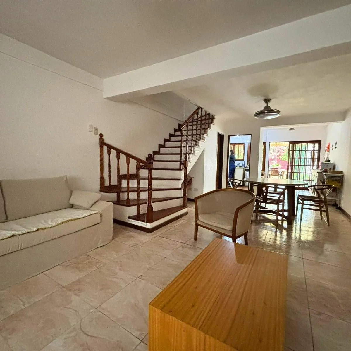3-story duplex with garden and parking
