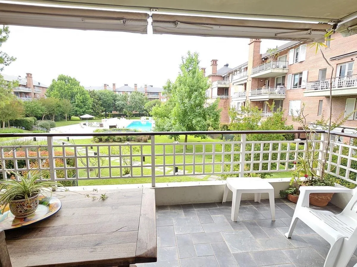 Departamento en Alquiler de 4 Ambientes Jardines de San Isidro