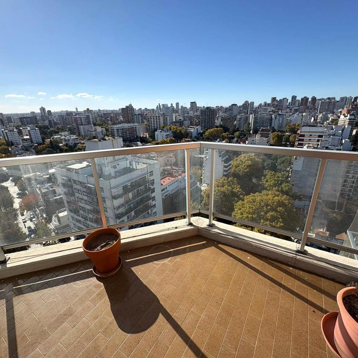 4BR balcony and building amenities