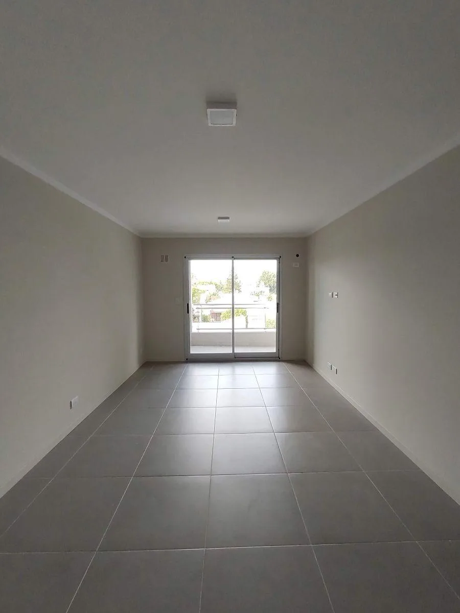 Excelente Departamento de 2 Ambientes
