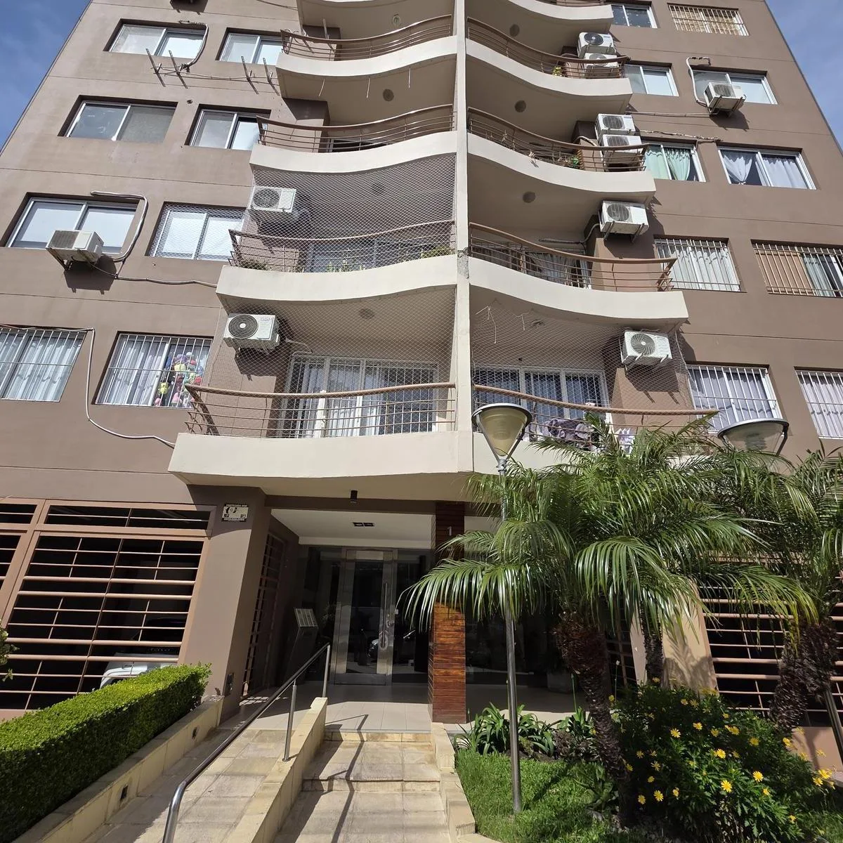 Departamento 2 Ambientes con Balcón y Cochera - Lanús Este