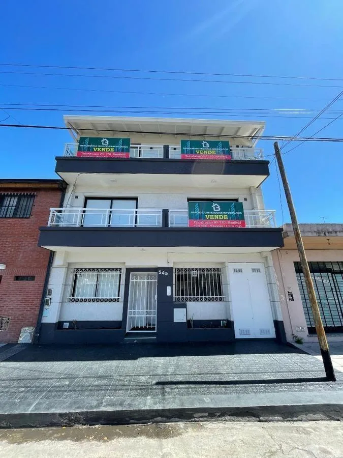 Monoambiente con Balcon en Venta! 1°a