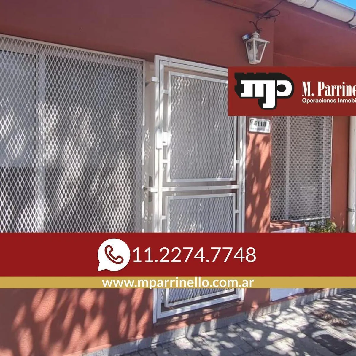 PH en Excelente Estado, Tres Ambientes, Patio con Lavadero - en Alquiler