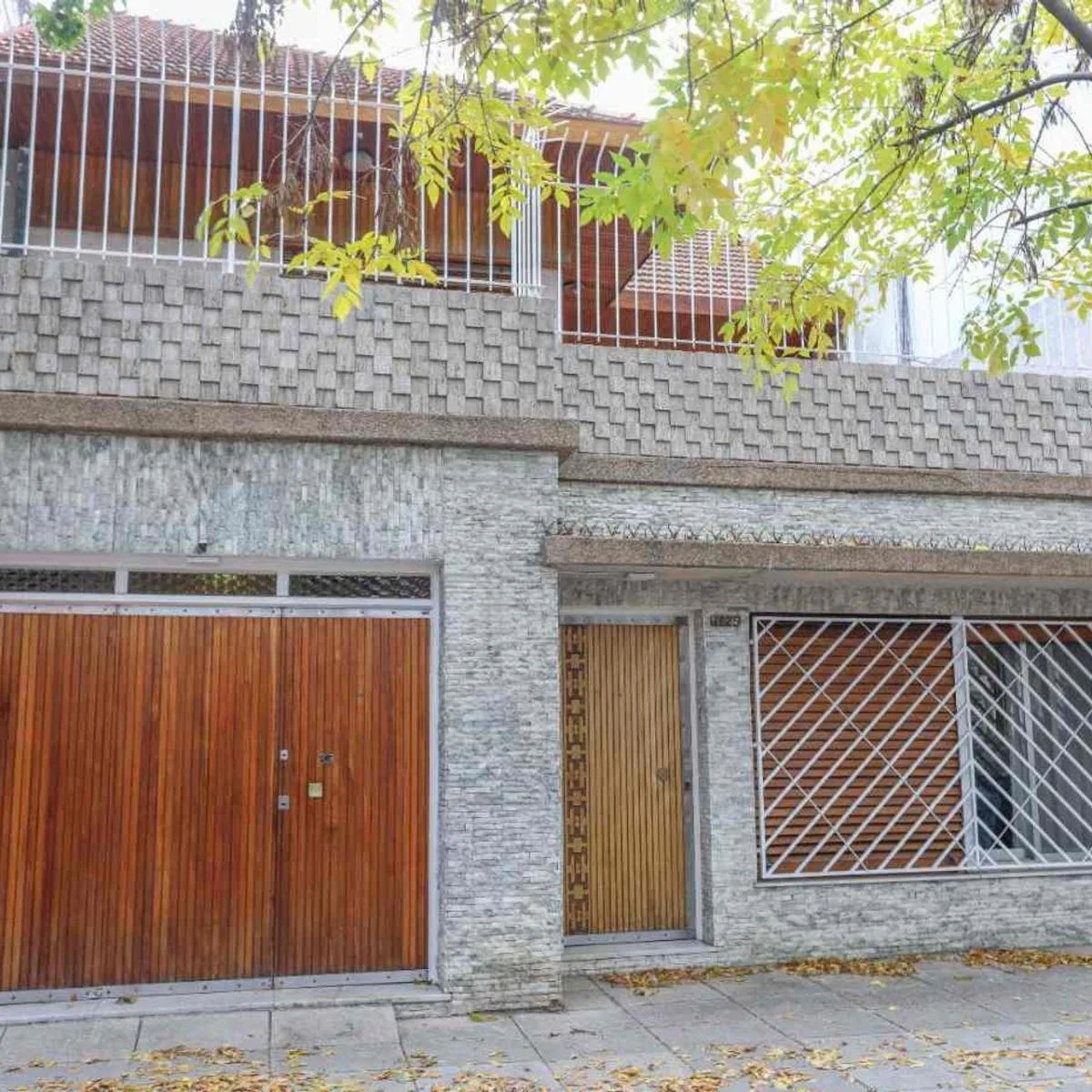 Casa 4 dormitorios, 2 baños