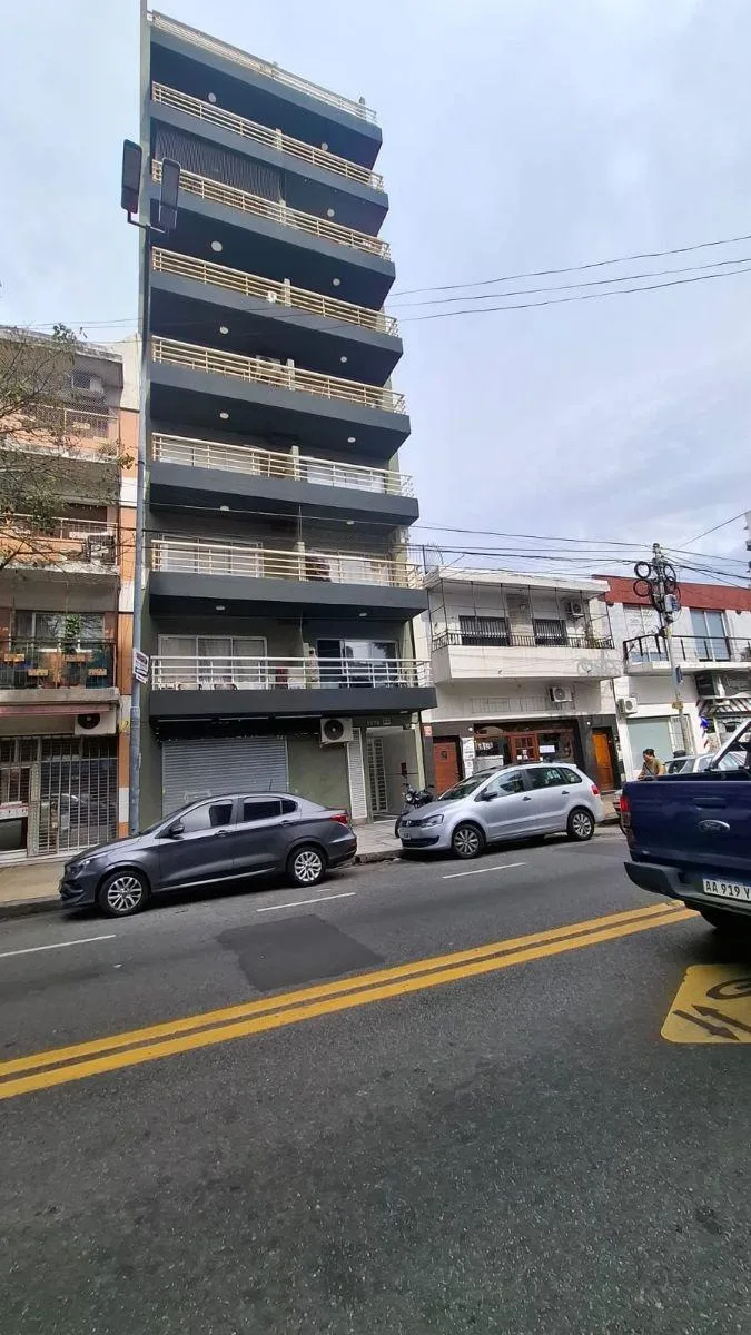 Monoambiente Moderno Divisible Super Luminoso Balcon Terraza Parrilla Av Lopez de Vega 1370