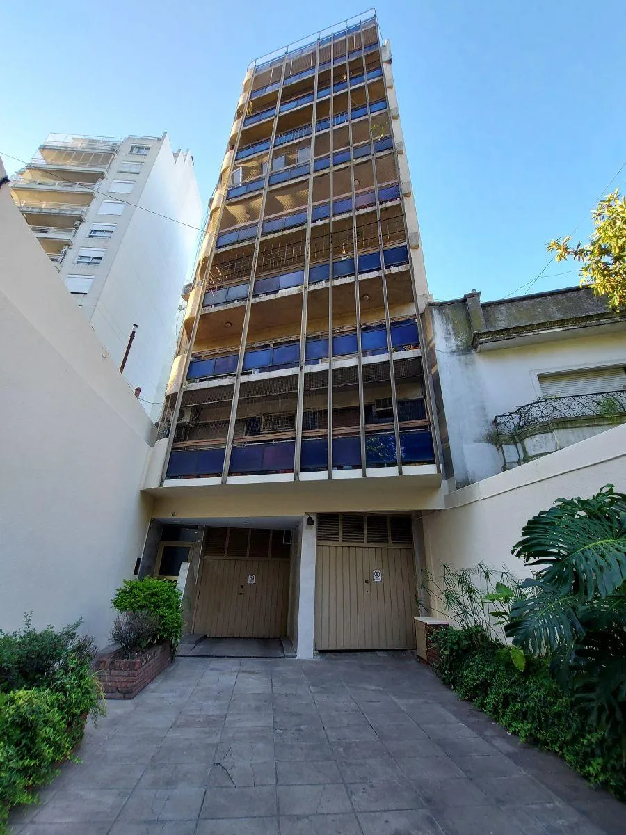 3 Ambientes Contrafrente Super Luminoso Balcon Cocina y Baño Completos Juan B Alberdi 2735