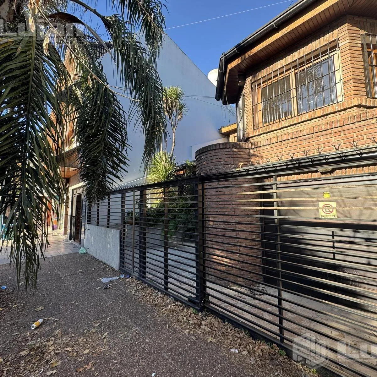 3BR house, garden and pool