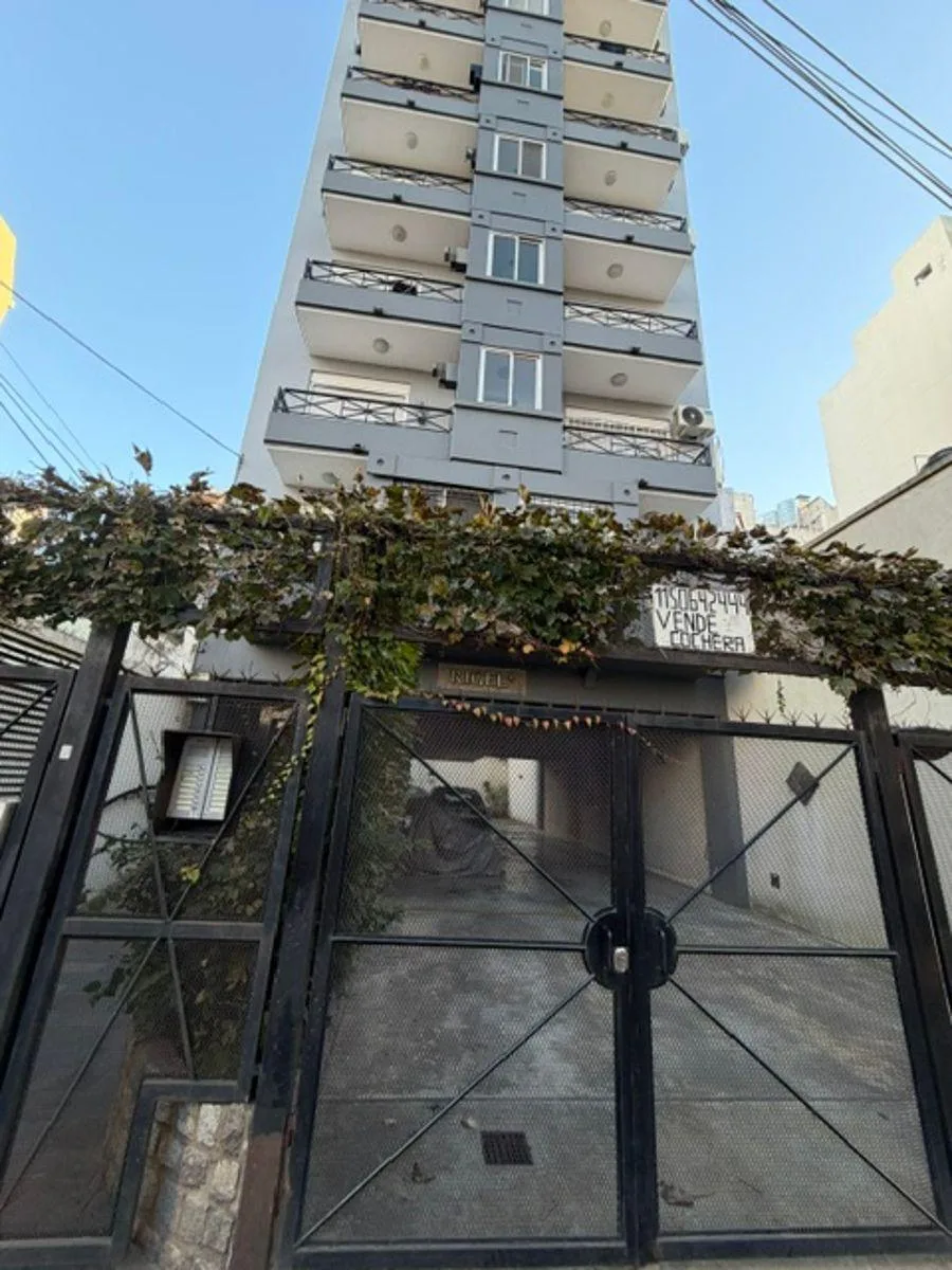 Florida m A. Alvarez Al 1500 Monoambiente con Balcon Alquiler $580.000