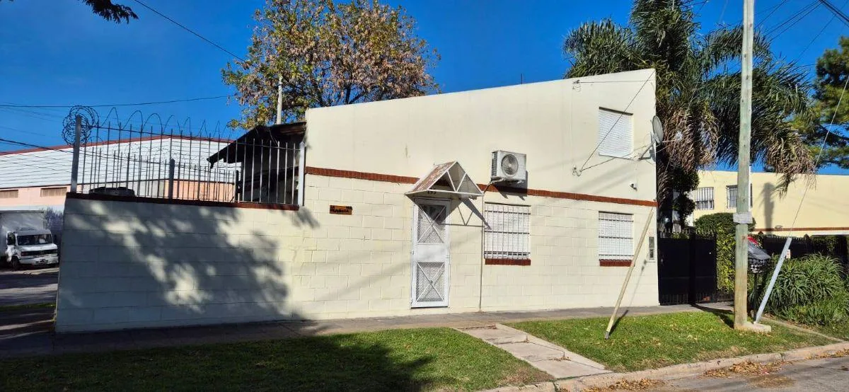 2 quartos com pátio