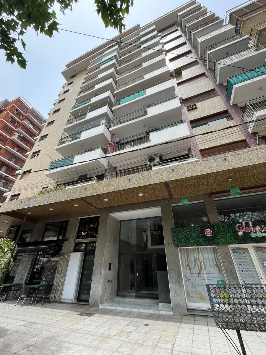 Меблированная студия с бассейном