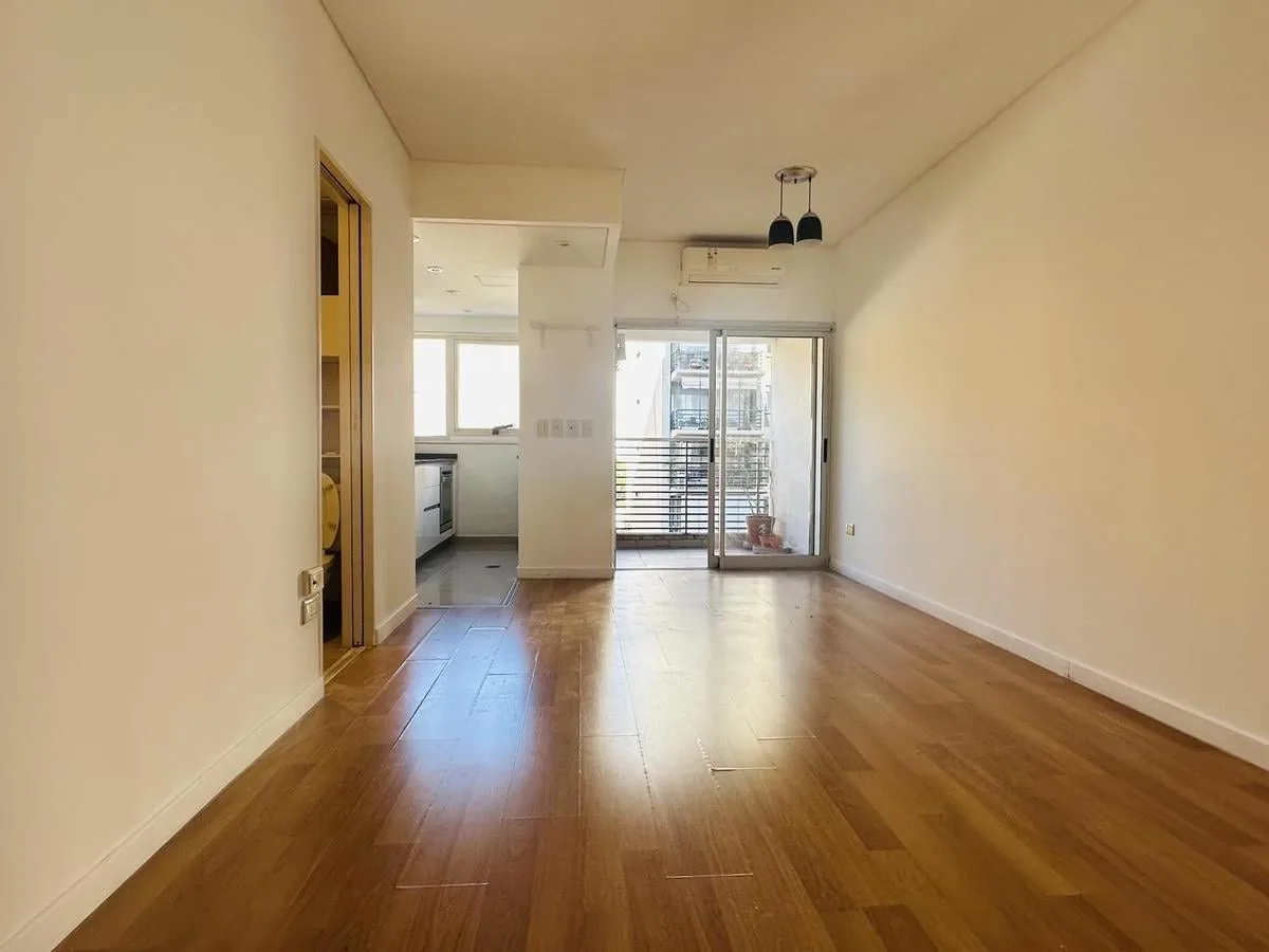 Semipiso 2 Ambientes Suite + Toilette - Congreso 2100