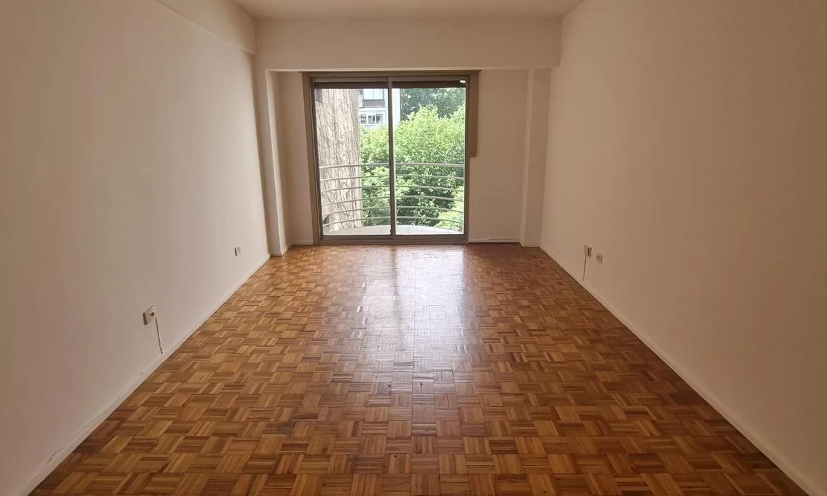 Vivi Palermo: Monoambiente con Cocina Separada y Balcón a 2 Cuadras de Av Santa Fe!