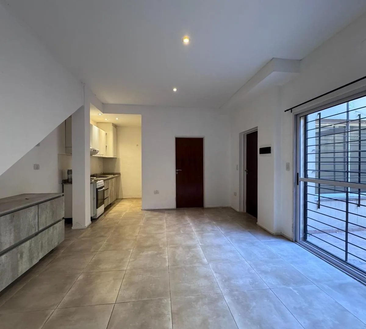 2 Ambientes con Patio - Bajas Expensas