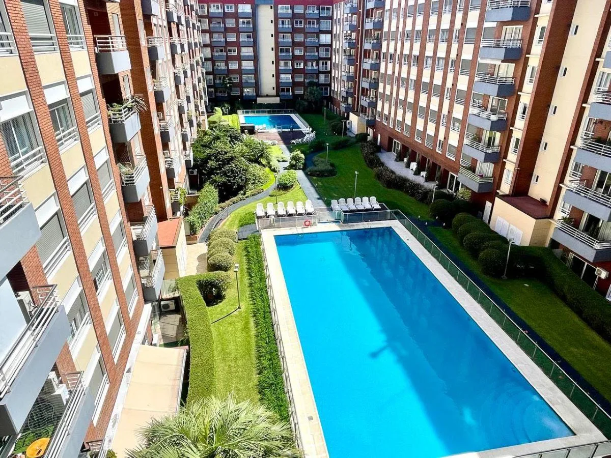 Exclusivo 2 Ambientes Amoblado - Edificio Los Robles - Vista a Jardines - Amenities Premium