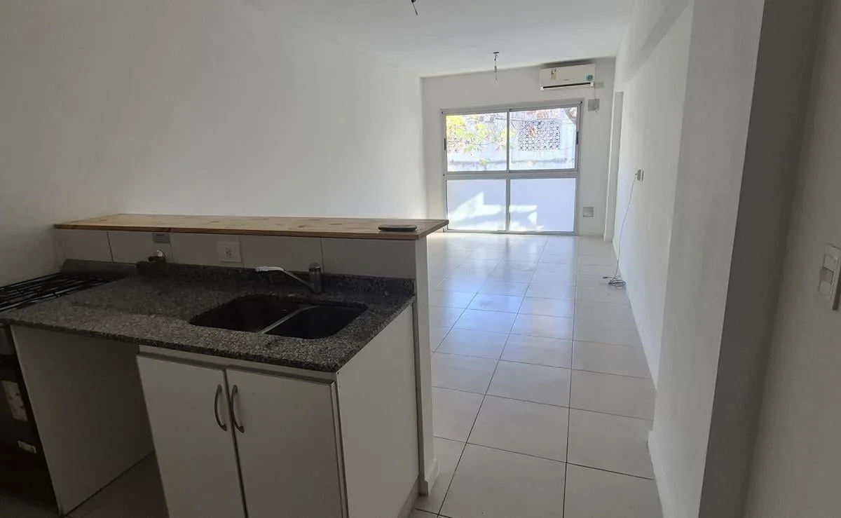 Студия 30 м² с общей террасой