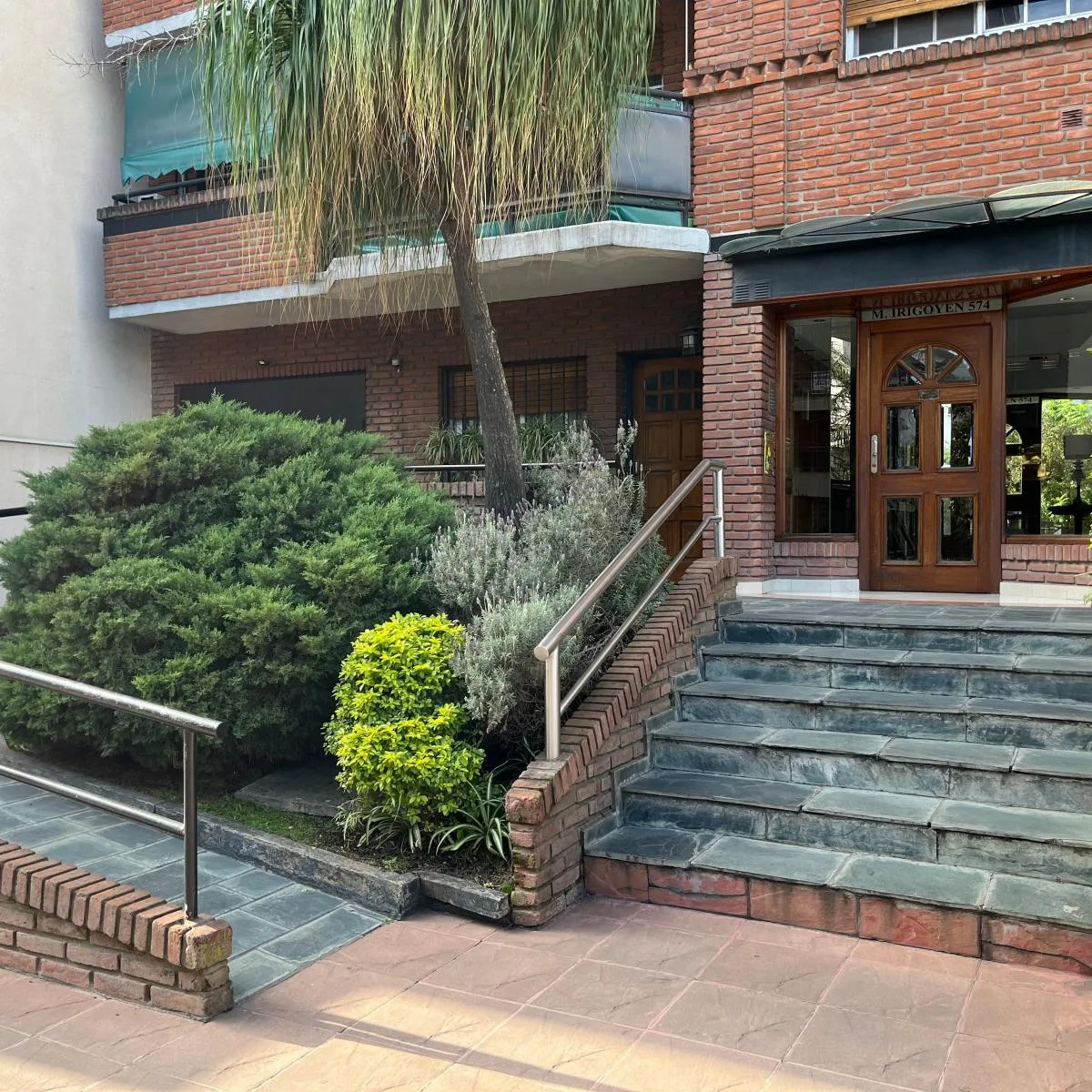 Departamento 2 Ambientes C/cochera - Castelar Sur