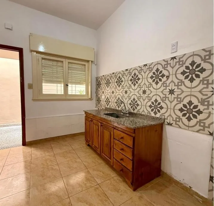 PH en Alquiler - 1 Dormitorio 1 Baño - Wilde