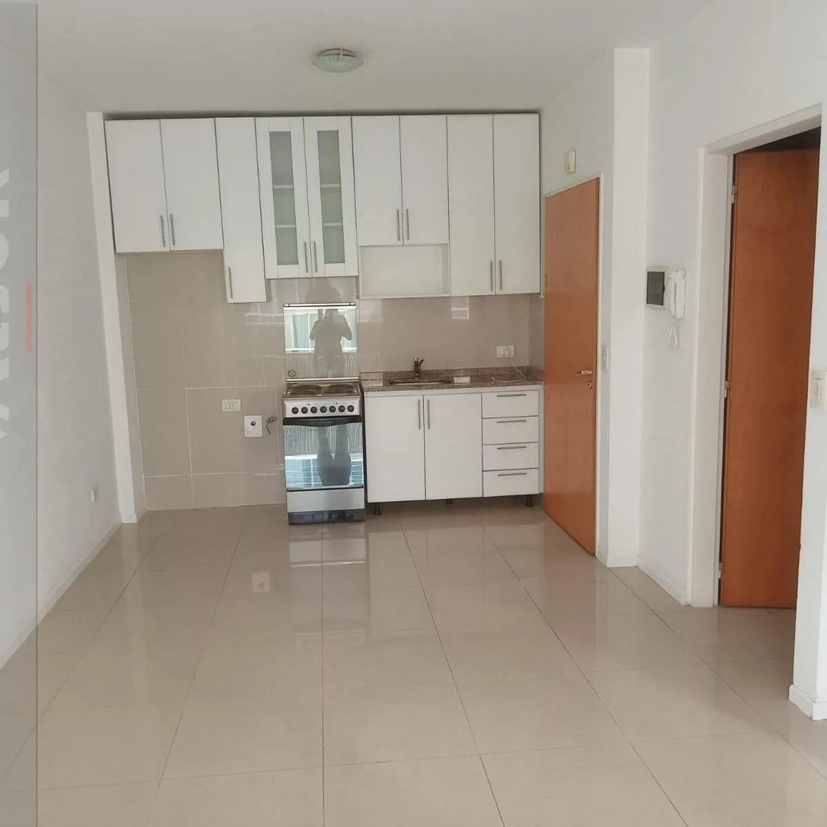 Departamento de 1 Ambiente Contrefrente con Balcón
