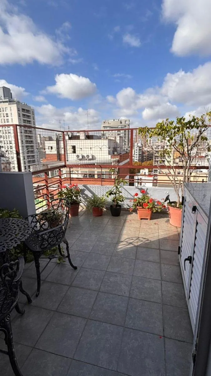 Monroe 2600, balcony terrace