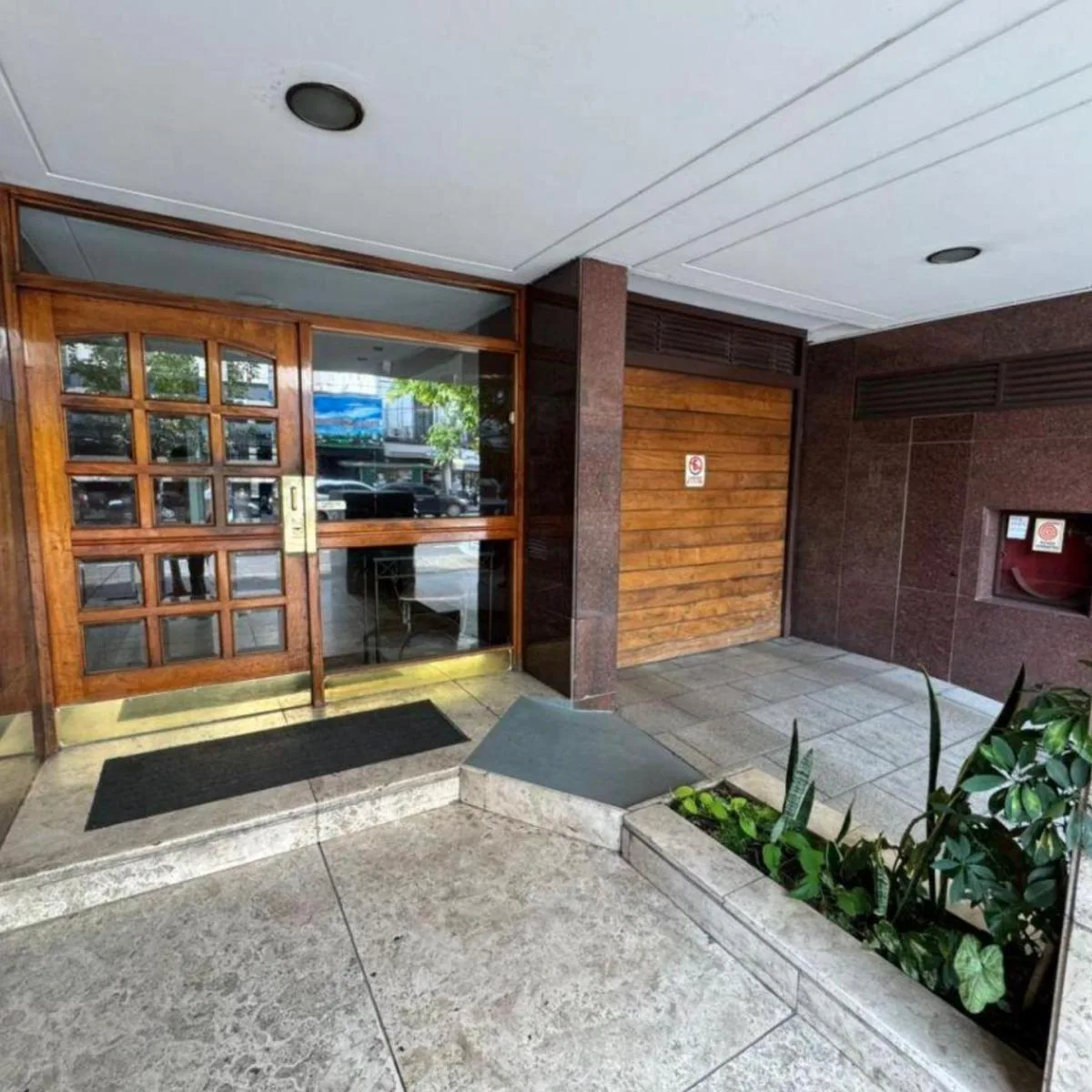 Departamento Dos Ambientes Pisos a Nuevo en Villa Urquiza en Alquiler