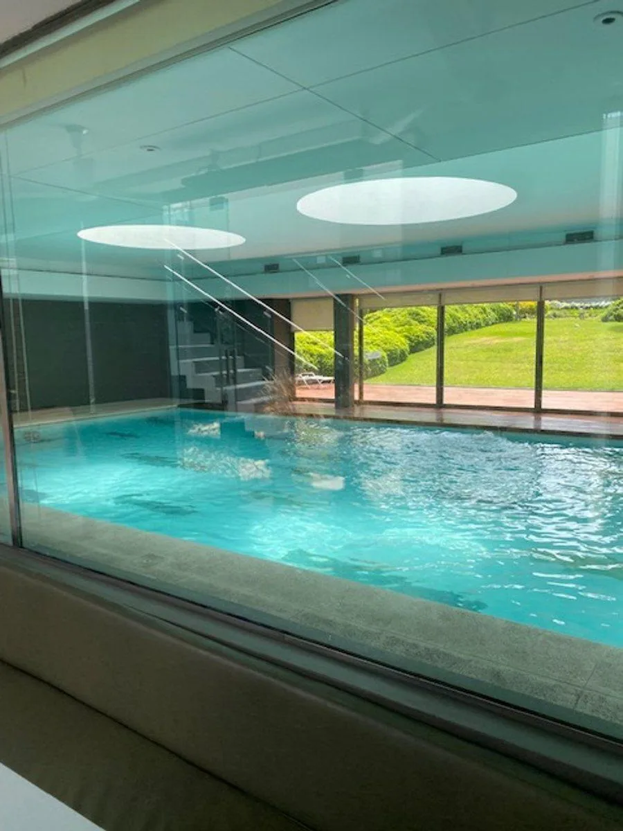 3-room unit with balcony grill