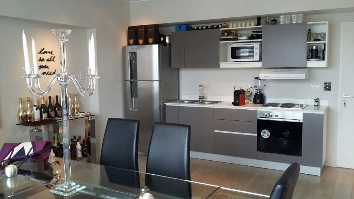 Depto de 2 Ambientes, Cochera, Toilette, Balcón con Vista a Piscina, Torre con Excelentes Amenities