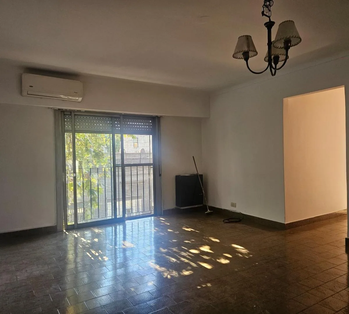 1st-floor walk-up with terrace