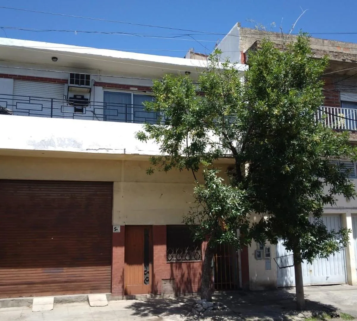 Dpto 3 Amb con Patio y Balcon