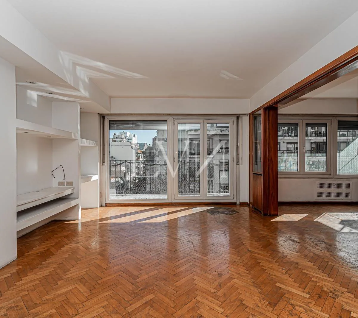 Alquiler Departamento 7 Ambientes en Recoleta con Balcon