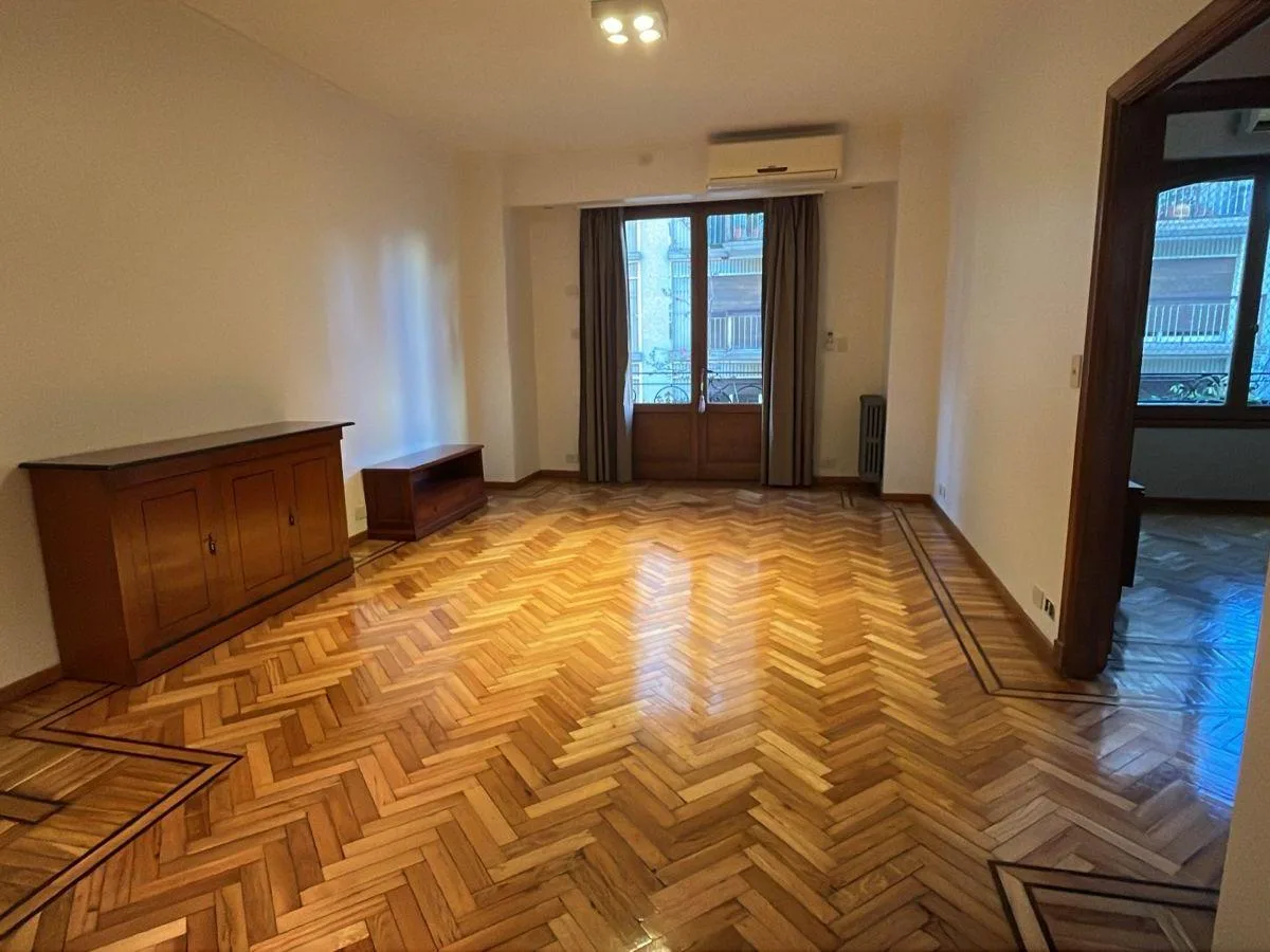 Alquiler - Departamento de Categoría Estilo Francés en Recoleta