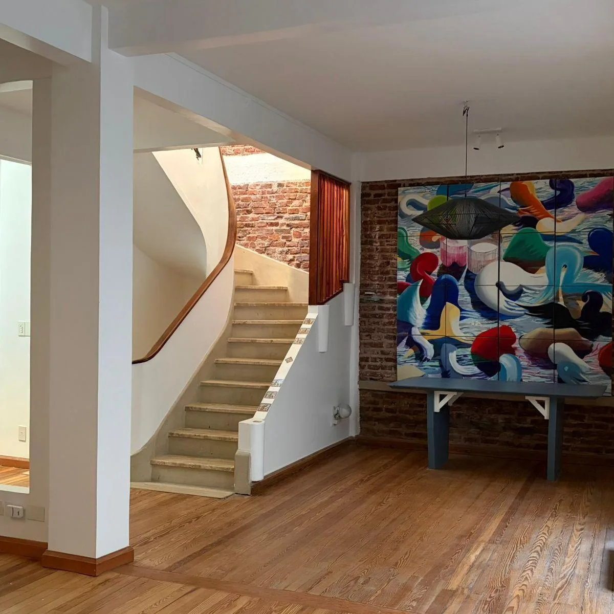 Departamento en Alquiler en Mart. - Vias/libertador con Terraza Grande