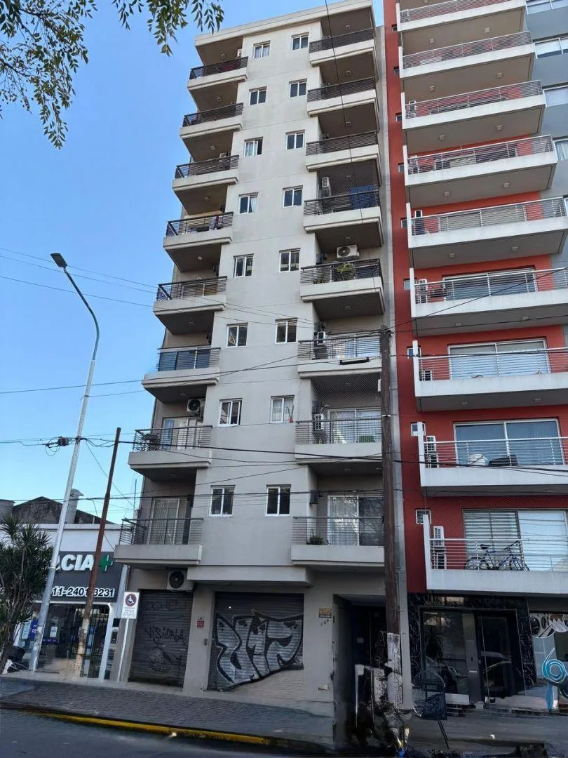 Departamento 2 Ambientes. | Av América 369
