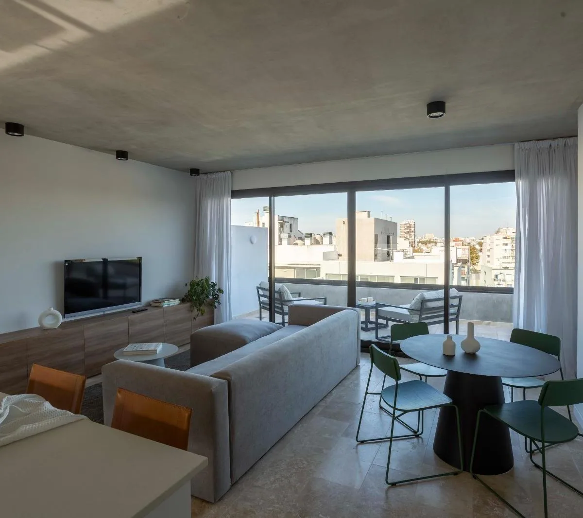 Departamento 2 Ambientes | Piso 7 | con Terraza Privada | Amoblado
