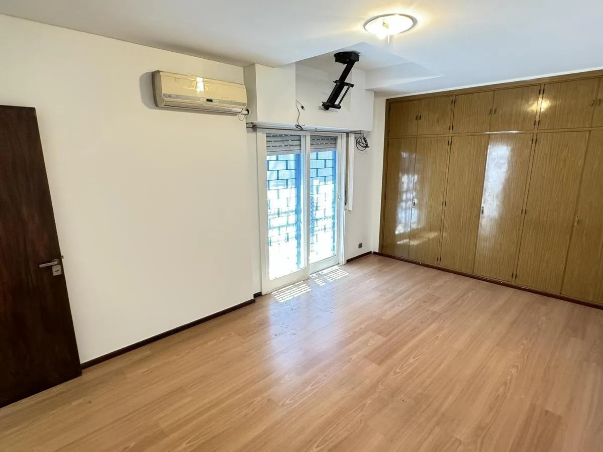 3-room PH with patio and terrace