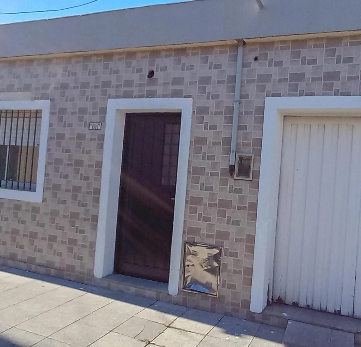 House with garage, patio and terrace