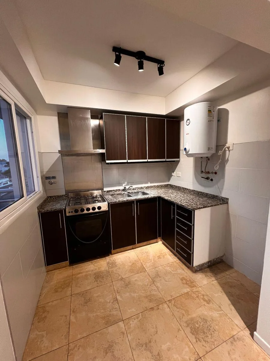 Studio com varanda e elevador