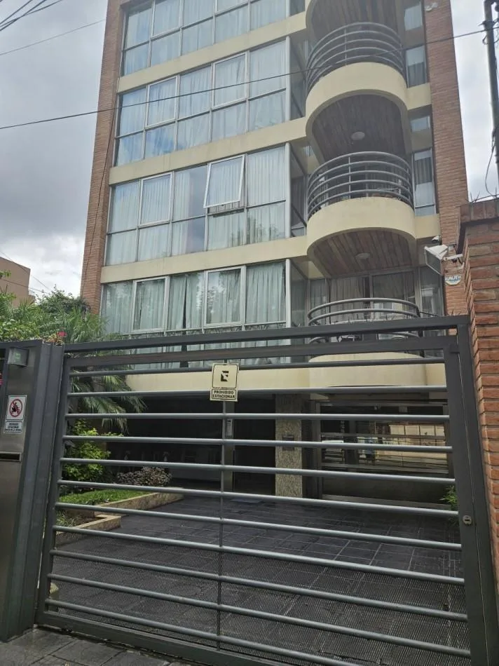 Castelar Norte, 5 rooms with parking
