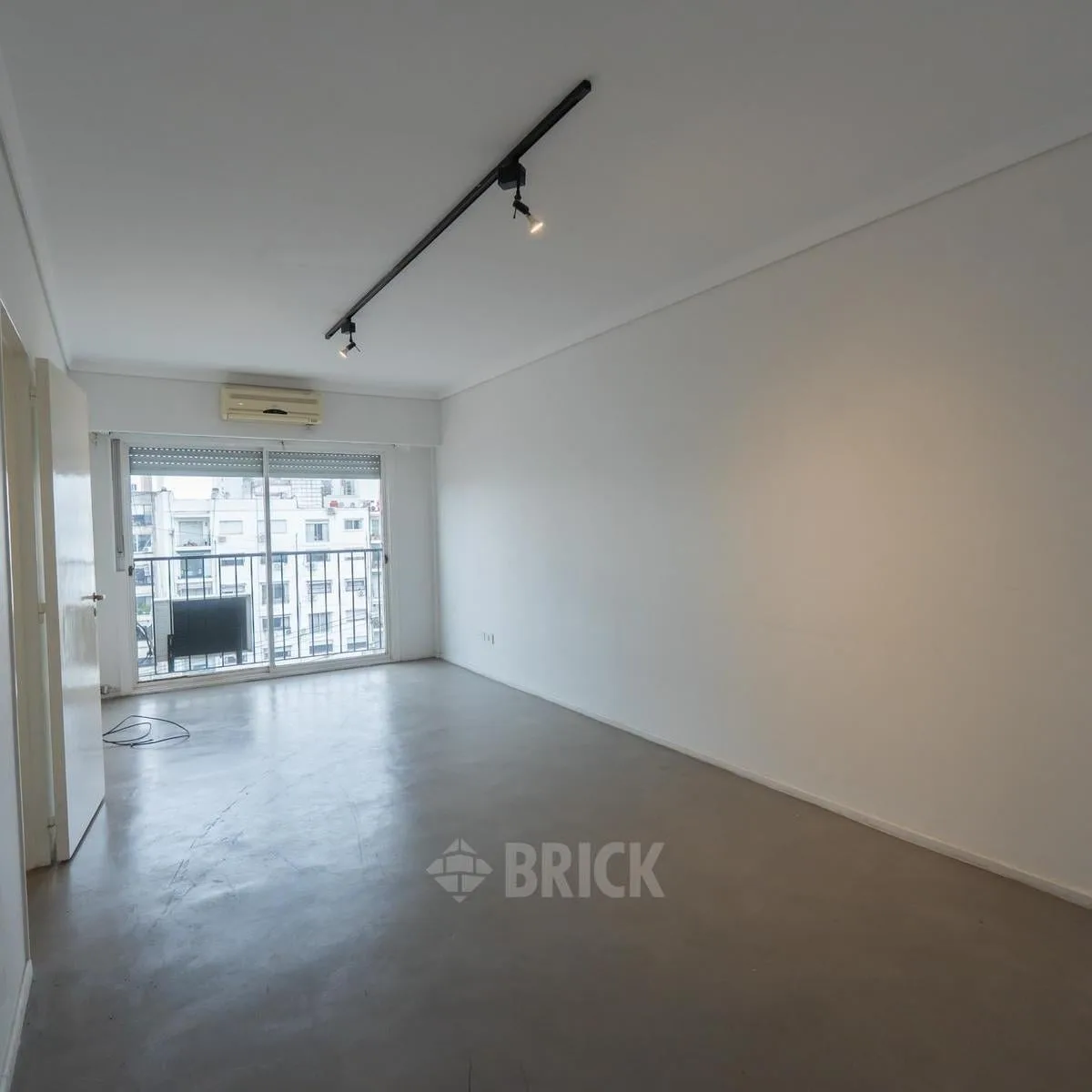 Carlos Pellegrini y Juncal - 42 m&sup2; Impecable V/abierta Todo Sol Apto Profesional