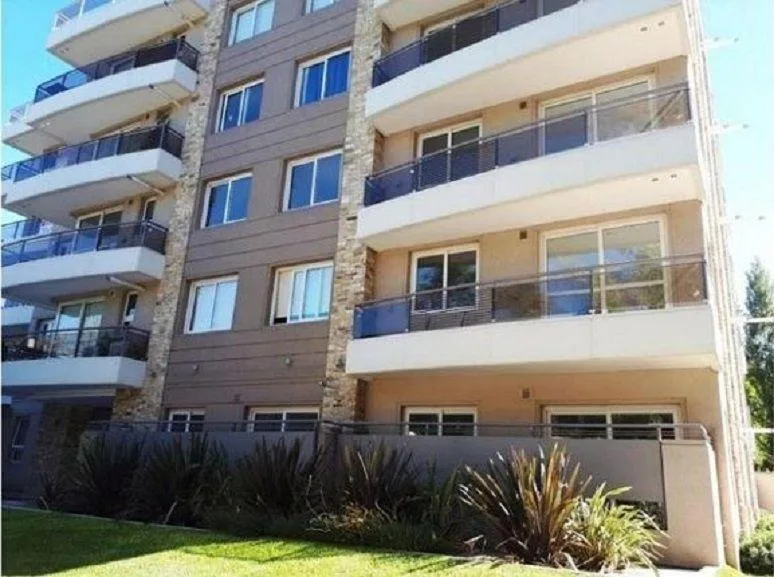 Alquiler de Departamento de 2 Ambientes en Moreno