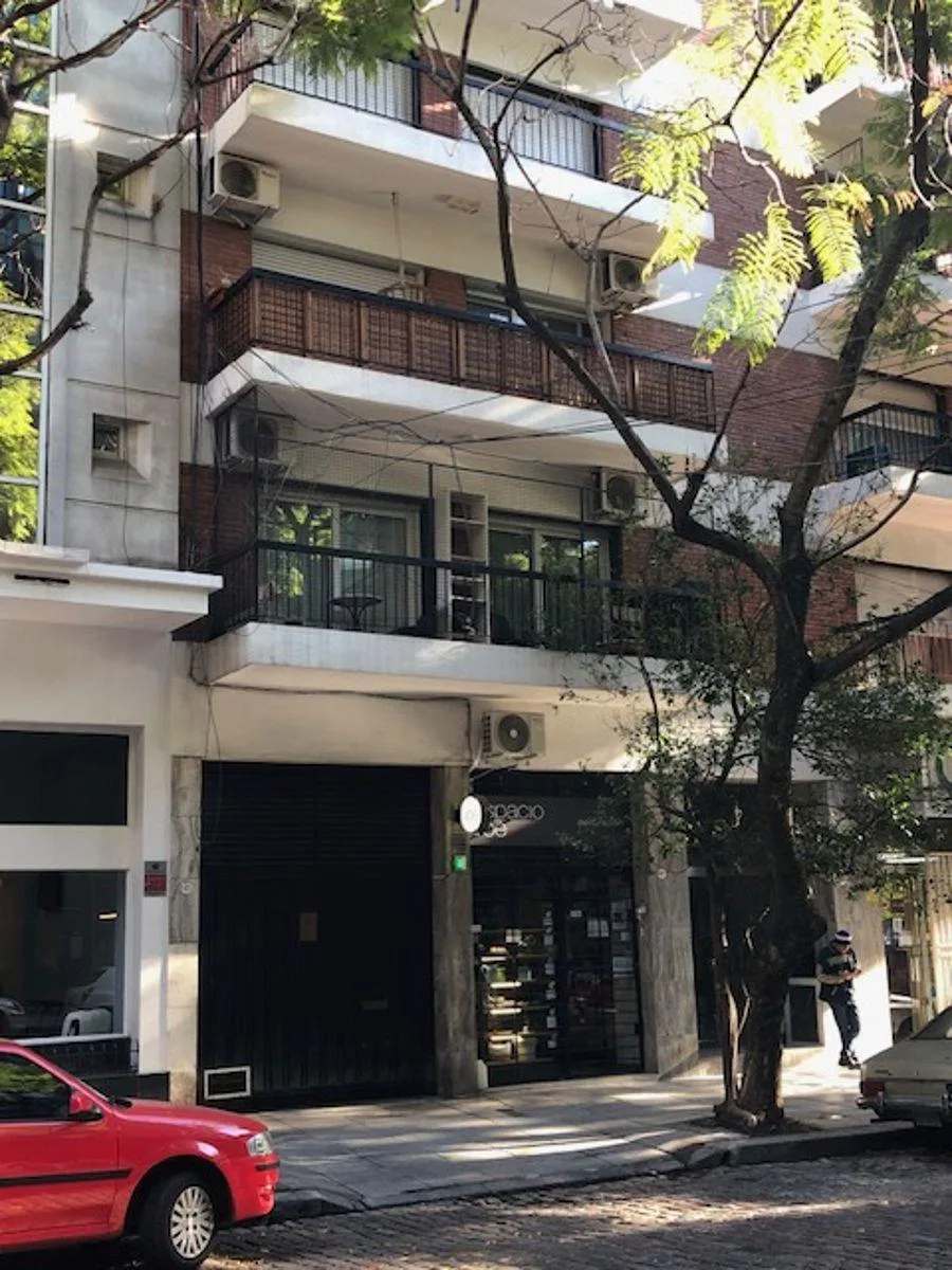 3 ambientes amoblado con balcón corrido
