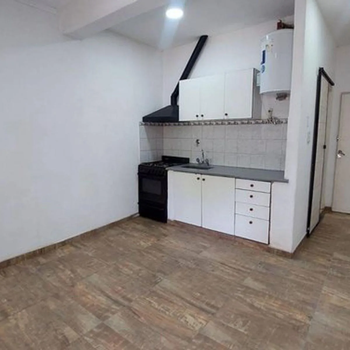 Alquiler Departamento 2 Amb Balcon Ituzaingó
