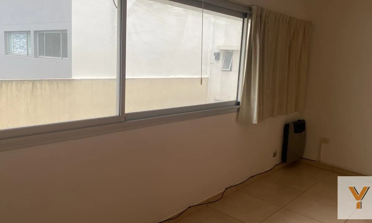 Студия с видом на улицу, 36 м²