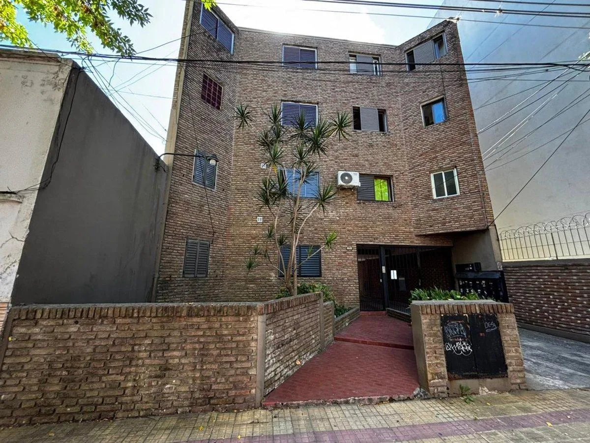 Departamento Duplex Dos Dorm. en Alquiler