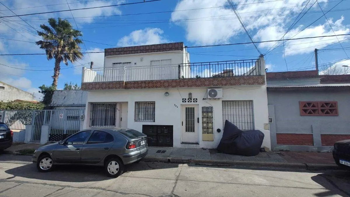 Monoambiente en Alquiler con Patio Planta Baja - Villa Sarmiento