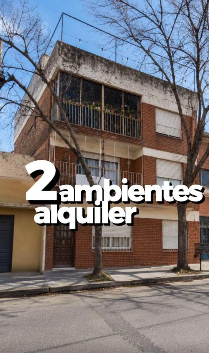 Excelente Departamento de 2 Ambientes Amplio, Luminoso y Listo Para Mudarse en Valentín Alsina